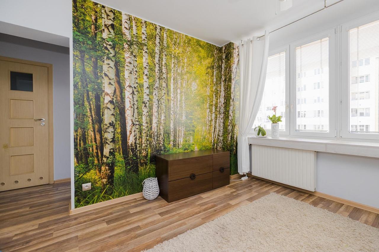 Apartament With Friends In